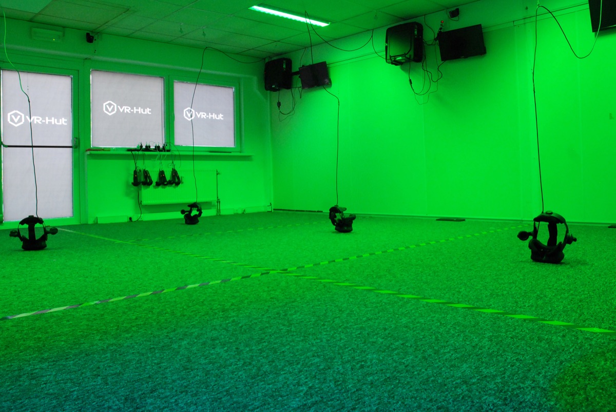 Salle de réalité virtuelle VR-Hut, éclairage vert